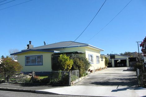 Photo of property in 31 Mcgreevy Street, Waipawa, 4210