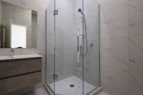 Photo of property in 25 Hutchinson Avenue, New Lynn, Auckland, 0600