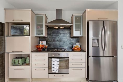 Photo of property in 140 Gills Road, Albany Heights, Auckland, 0632