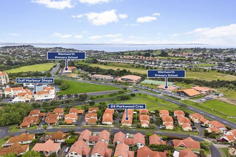 Photo of property in 24 Parkwood Crescent, Gulf Harbour, Whangaparaoa, 0930