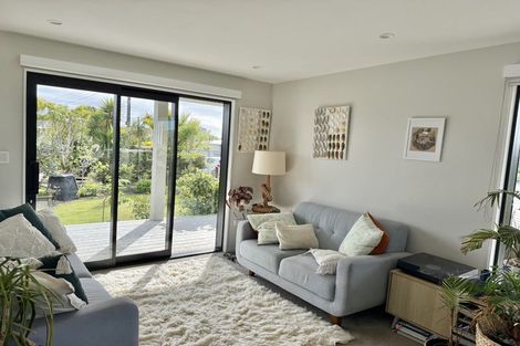 Photo of property in 13 Cook Street, Carters Beach, Westport, 7825