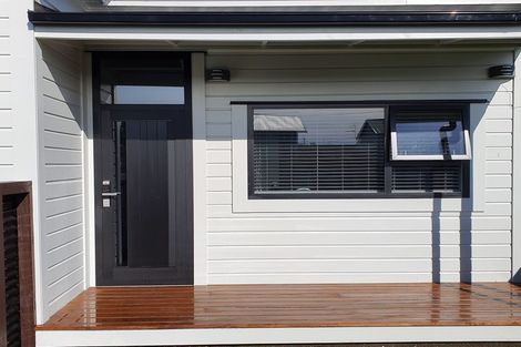 Photo of property in 42 Collins Street, Hawera, 4610