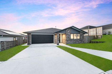 Photo of property in 3 Harris Place, Pokeno, 2402