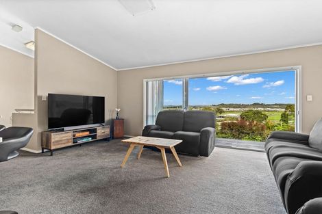 Photo of property in 31 Tanekaha Drive, Parahaki, Whangarei, 0112