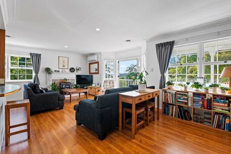 Photo of property in 3 Awaruku Road, Torbay, Auckland, 0630