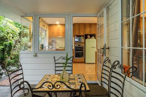 Photo of property in 2/88 Glamorgan Drive, Torbay, Auckland, 0630