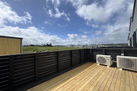 Photo of property in 202a Henwood Road, Westgate, 0814