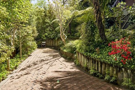 Photo of property in 126a Cheviot Road, Lowry Bay, Lower Hutt, 5013