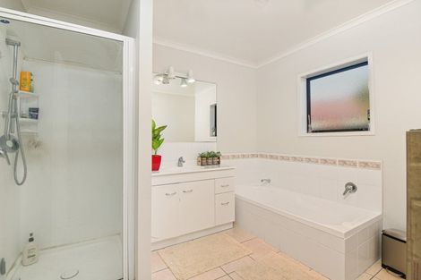 Photo of property in 7 Frame Place, Owhata, Rotorua, 3010