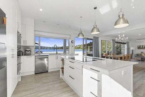 Photo of property in 85 Paremata Road, Paremata, Porirua, 5024