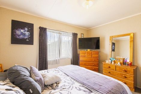 Photo of property in 20 Ellison Street, Otane, 4202