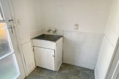 Photo of property in 1/76 Portage Road, New Lynn, Auckland, 0600