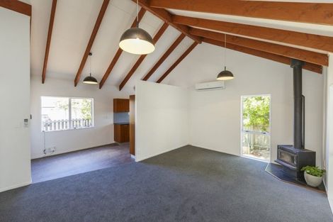 Photo of property in 19 Peppertree Glade, Kelvin Grove, Palmerston North, 4414