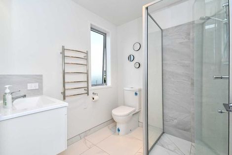 Photo of property in 16 Fort Lincoln Loop, Karaka, Papakura, 2113
