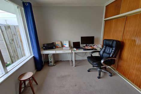 Photo of property in 2/22 Longfellow Street, Sydenham, Christchurch, 8023