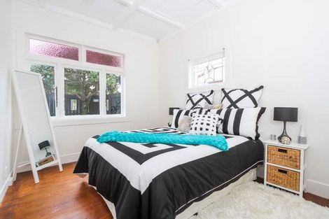 Photo of property in 57 James Laurie Street, Henderson, Auckland, 0612