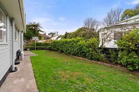 Photo of property in 18a Burma Road, Khandallah, Wellington, 6035