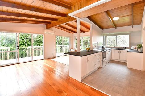 Photo of property in 2127 East Coast Road, Stillwater, Silverdale, 0993