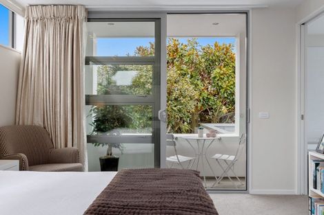 Photo of property in 86 Hinau Street, Riccarton, Christchurch, 8041