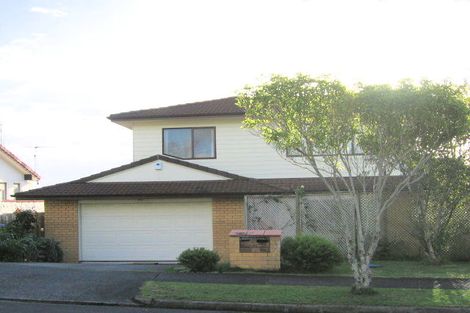 Photo of property in 6 Majesty Place, Half Moon Bay, Auckland, 2012