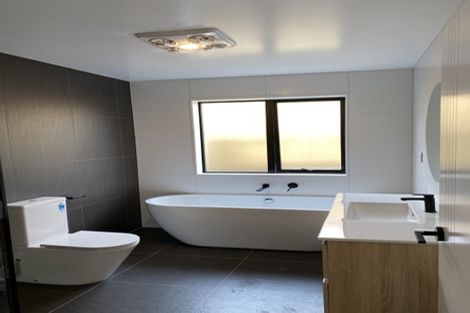 Photo of property in 40 Taikura Avenue, Red Beach, 0932