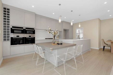 Photo of property in 61 Donegal Park Drive, Flat Bush, Auckland, 2019