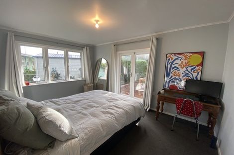 Photo of property in 3 Upham Street, Havelock North, 4130