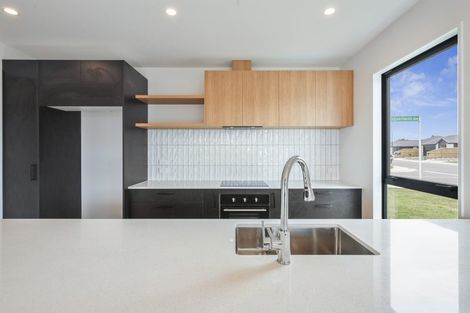 Photo of property in 16 Herridge Street, Woodend, 7691