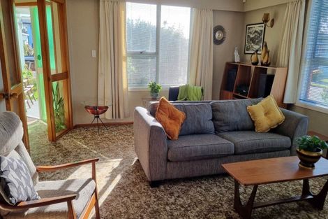 Photo of property in 9 Severn Place, Spotswood, New Plymouth, 4310