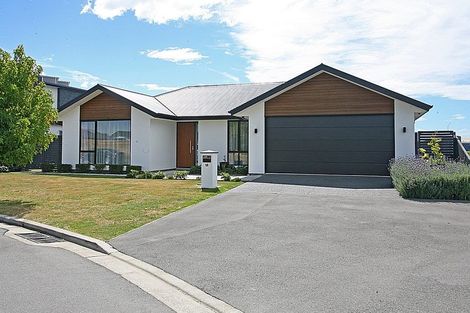 Photo of property in 18 Pistacia Place, Hornby, Christchurch, 8025