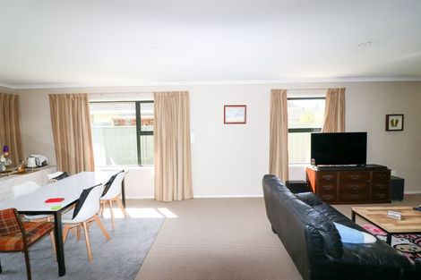 Photo of property in 201a High Street, Dannevirke, 4930