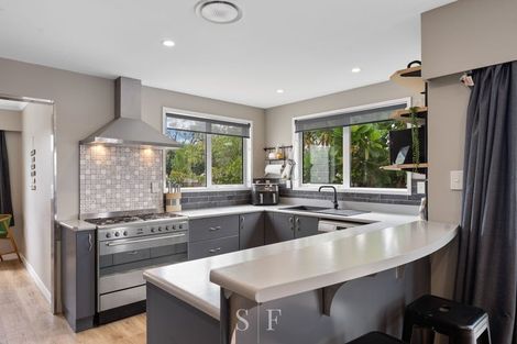 Photo of property in 33 Olive Terrace, Paraparaumu Beach, Paraparaumu, 5032