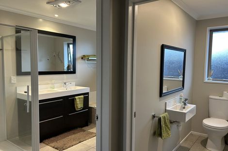 Photo of property in 10 Marble Court, Rolleston, 7614