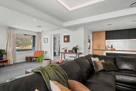 Photo of property in 15 Bracken Street, Arrowtown, 9302