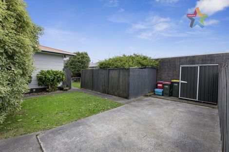 Photo of property in 2/24 Gadsby Street, Avalon, Lower Hutt, 5011