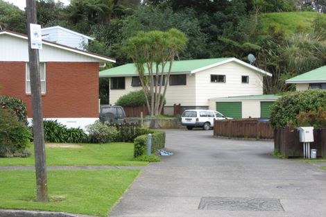Photo of property in 6a Brixham Place, Merrilands, New Plymouth, 4312
