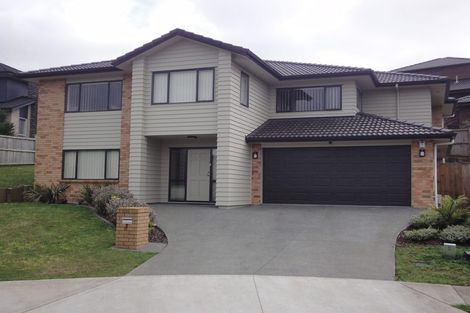 Photo of property in 7 Mazuran Place, Flat Bush, Auckland, 2016