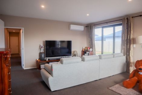 Photo of property in 17 Exeter Lane, Rolleston, 7614