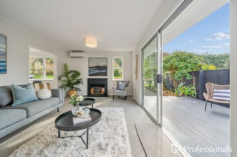 Photo of property in 22 Golf Road, Manor Park, Lower Hutt, 5019