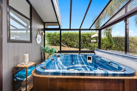 Photo of property in 32 Churchill Road, Cockle Bay, Auckland, 2014