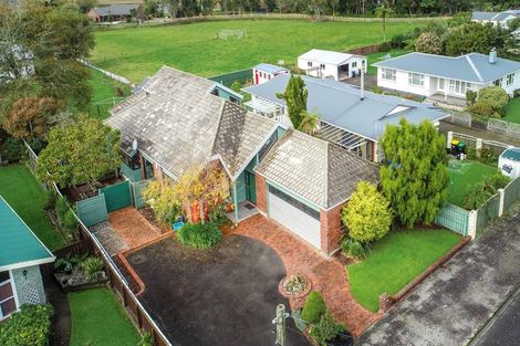 Photo of property in 15 Eastons Road, Westport, 7825