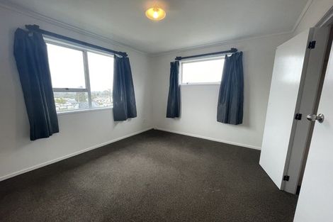 Photo of property in 3 Doone Place, Massey, Auckland, 0614