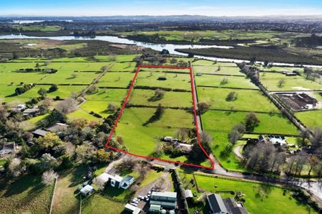 Photo of property in 393 Bremner Road, Karaka, Papakura, 2578