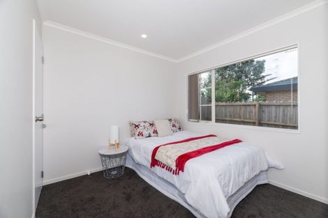 Photo of property in 12 Glenpark Place, Favona, Auckland, 2024