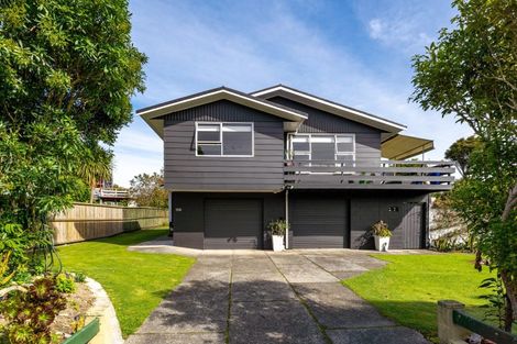 Photo of property in 4 Huia Street, Waikawa, Picton, 7220