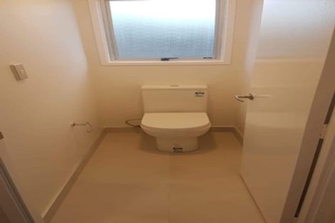 Photo of property in 2/47 Moire Road, Massey, Auckland, 0614