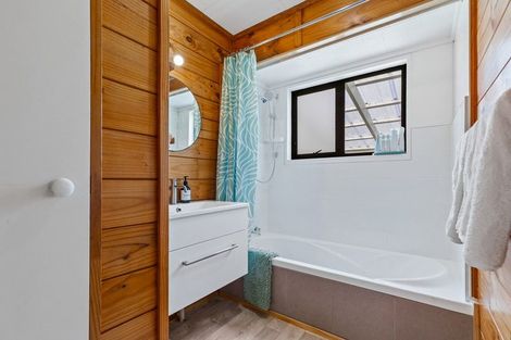 Photo of property in 56 Aubrey Road, Stillwater, Silverdale, 0993