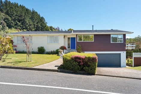 Photo of property in 1 Dunrobin Grove, Silverstream, Upper Hutt, 5019