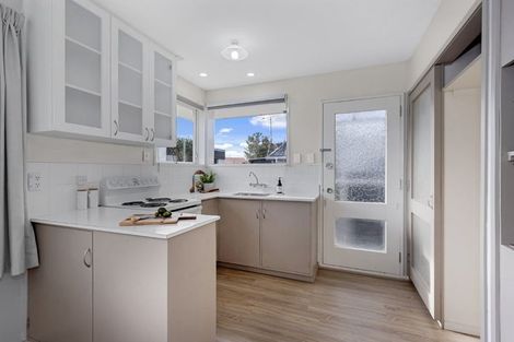 Photo of property in 124 Lake Terrace Road, Burwood, Christchurch, 8061
