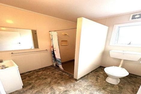 Photo of property in 1406 Woodstock Avenue, Mayfair, Hastings, 4122